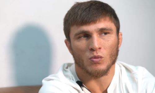 «Как они никто не болеет». Известный российский боец рассказал о феномене казахских фанатов