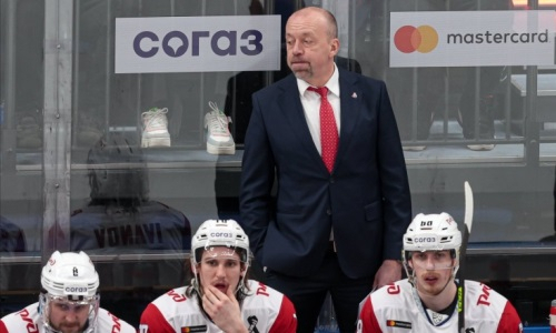 «Не показываешь результат — освободи место». Юрий Михайлис высказался об отставке Скабелки из «Локомотива»