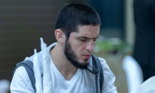 Махачев отреагировал на снятие экс-чемпиона UFC с их боя