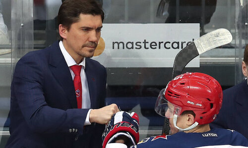 Казахстанский тренер дебютировал в «Локомотиве» с разгрома обладателя Кубка Гагарина