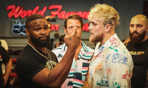 «Я люблю Джейка Пола». Тайрон Вудли сделал обещанную татуировку и вызвал блогера на реванш. Фото