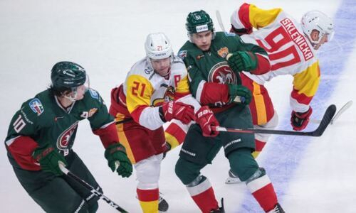 Клуб хоккеиста сборной Казахстана лишили сразу шести игроков. Матч под угрозой срыва