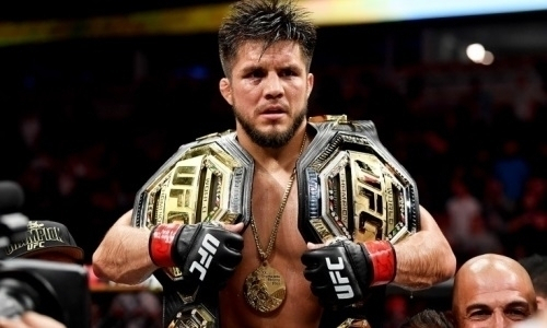 «Тройной чемпион» может возобновить карьеру и снова сразиться за титул в UFC