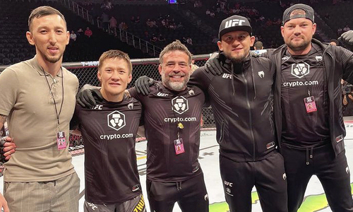 Казахстанские бойцы UFC получили сообщение от своего бразильского тренера