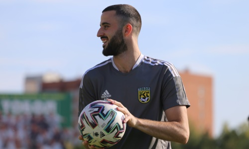 «Тобол» опубликовал фоторепортаж с очередной тренировки в Костанае