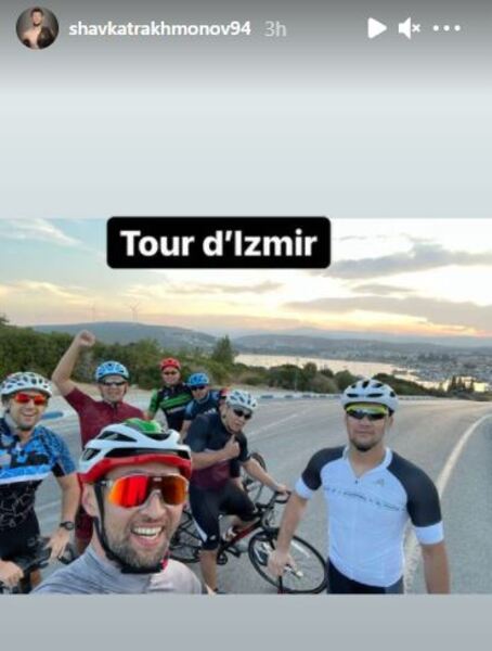 Шавкат Рахмонов попробовал себя в новом виде спорта. Фото