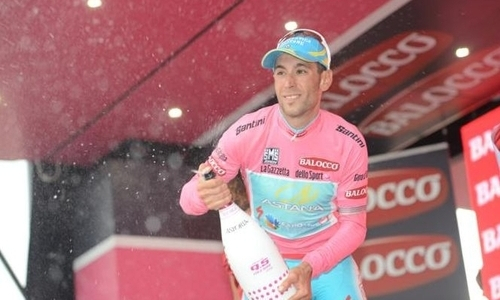 Победитель «Тур де Франс» вернулся в «Астану». Видео