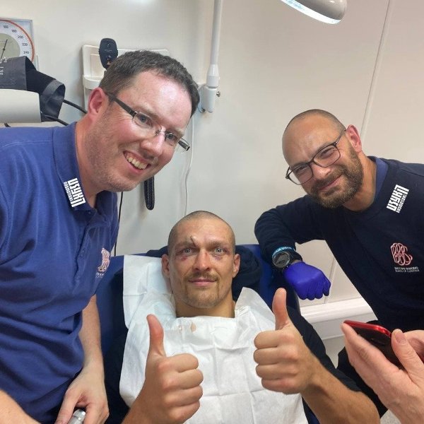 Александр Усик показал свое лицо после боя с Энтони Джошуа