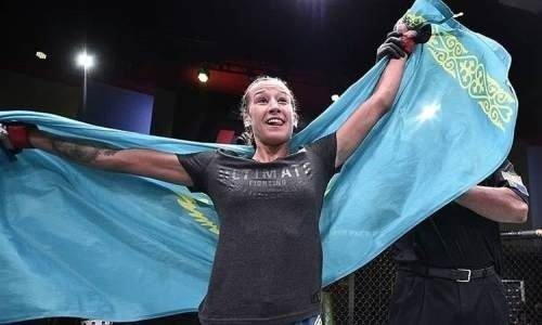 Жалгас Жумагулов адресовал сообщение Марии Агаповой перед её боем