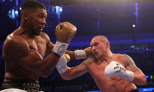 «Поединок был испорчен». Рой Джонс назвал главную причину поражения Джошуа в бою с Усиком