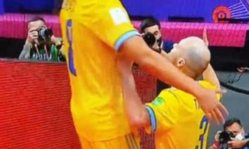 Тайнан вывел Казахстан вперед в матче против Бразилии. Видео