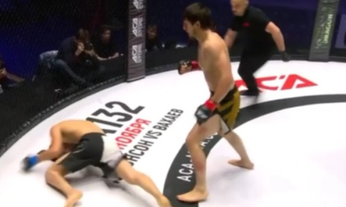 Зубодробительным нокаутом начался турнир АСА 130 с участием двух казахстанских бойцов. Видео