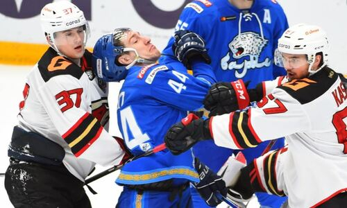 «С удовольствием метелят друг друга». Эксперт ответил, сможет ли «Барыс» победить «Авангард» и прервать серию поражений