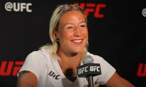 «Ненавижу быть бедной». Казахстанка из UFC анонсировала войну с «Колумбийской королевой»