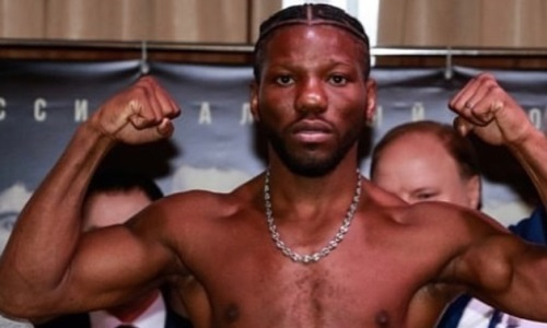 «Будет колесить вдоль канатов». Жанибеку Алимханулы рассказали о его следующем бое