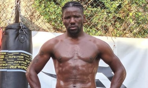 Жанибека Алимханулы ждут проблемы? Его следующий соперник нашел необычных помощников для подготовки к бою