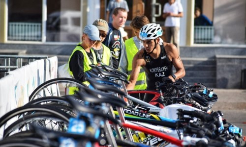 Казахстанцы выступили на Кубке Азии по триатлону в Ташкенте