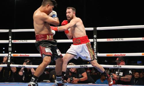 Апсет года. Экс-чемпион мира в четырех весах потерпел сенсационное поражение. Видео