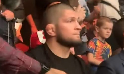 Эмоции Хабиба во время нокаута в бою Минеев — Исмаилов попали на видео