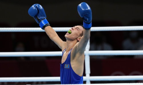 В необычных перчатках Казахстанские боксеры поборются за медали ЧМ в Белграде