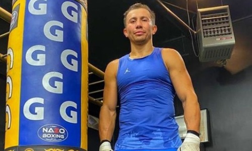 Геннадий Головкин показал мощное фото из тренировочного лагеря