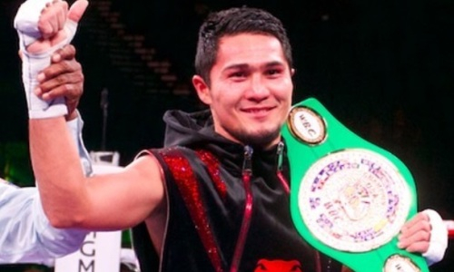 Непобежденный чемпион WBC из Казахстана подписал контракт с новым промоушном
