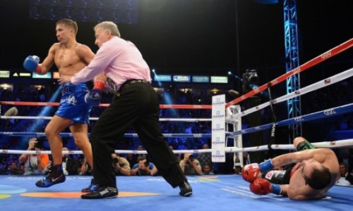 «Пришлось добавлять сидячие места». Семь лет назад Головкин провел рекордный бой с нокаутом. Видео