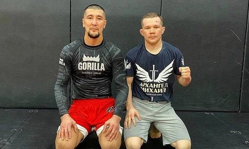 «Не буду кричать, что я друг Петра Яна и меня нужно взять в UFC». Казахский боец удивил заявлением перед боем