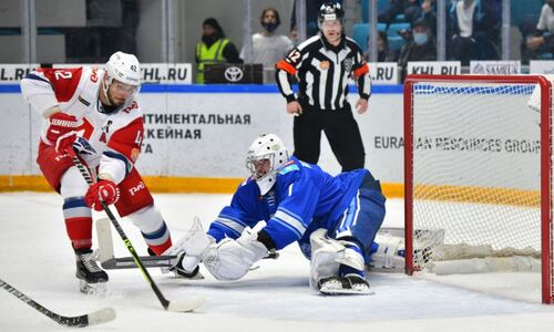 Редкий случай. КХЛ назвала трех лучших хоккеистов матча «Барыс» — «Локомотив»