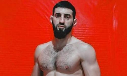 Российский боец ММА нокаутировал соперника за пять секунд. Видео