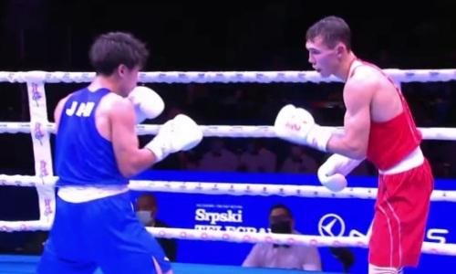 Как казахстанский боксер отправил в нокдаун чемпиона мира и выиграл второй бой на ЧМ-2021. Видео