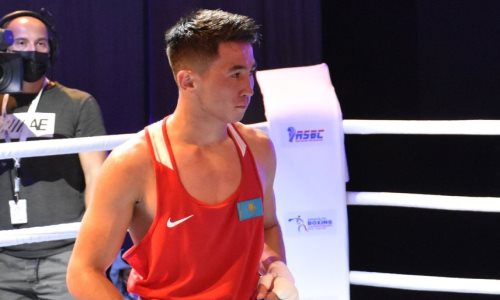 «Слишком хорош». Фантастический бой казахстанского боксера на ЧМ-2021 поразил эксперта