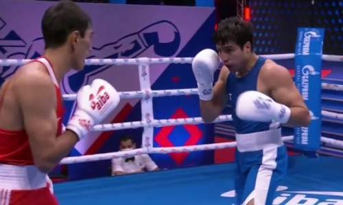 Казахстанец с подбитым глазом выбил звезду узбекского бокса с чемпионата мира-2021. Видео