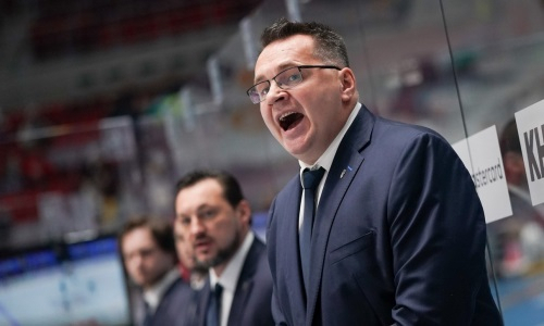 Экс-тренер «Барыса» помог аутсайдеру Запада КХЛ взять третью победу подряд и уйти с последнего места