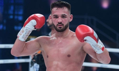 «Стоит в очереди на бой с Головкиным». Непобежденный боксер узнал дату следующего поединка и имя соперника