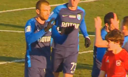 Нападающий сборной Казахстана оформил дубль после выхода на замену в чемпионате России. Видео