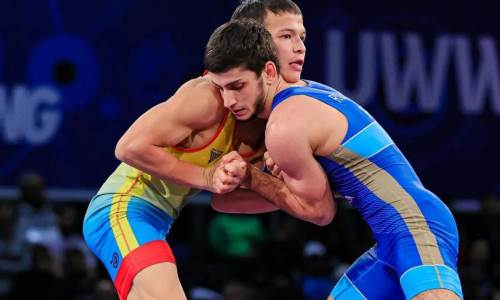 Казахстанский борец претендует на «бронзу» молодежного чемпионата мира