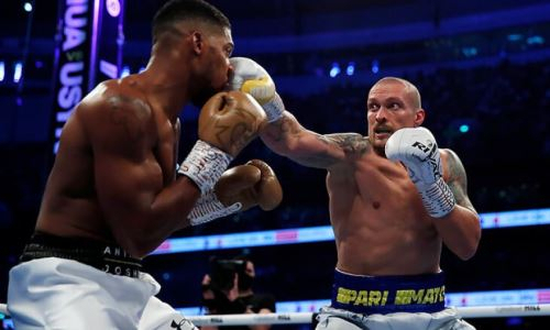 «Он снова надерёт тебе зад!». Экс-тренер Усика обратился к Джошуа