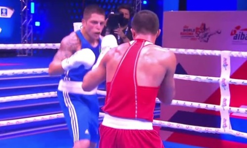 Видео полного боя со скандальным поражением 21-летнего казахстанского боксера на ЧМ-2021