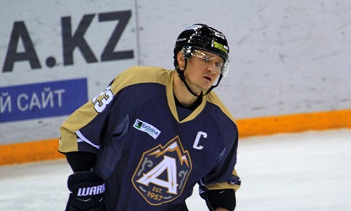 Экс-хоккеист «Барыса» и сборной Казахстана стал играющим тренером