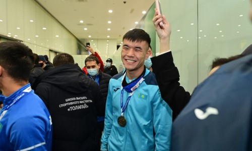 Появилось видео триумфального возвращения сборной Казахстана по боксу с ЧМ-2021
