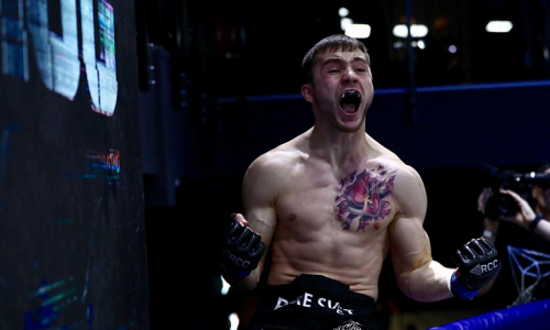 «Пускай сначала пройдет меня, а потом подпишется в UFC». Российский боец назвал условие для реванша с казахским файтером