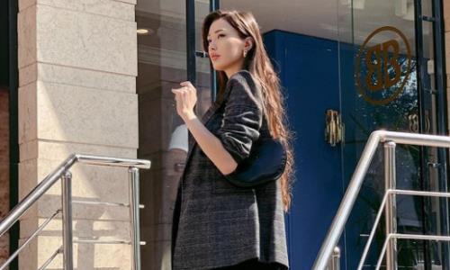 Сабина Алтынбекова показала новые фото и призналась, что её греет в холодные дни