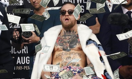 Названы самые высокооплачиваемые бойцы UFC