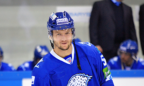 Лидер Востока КХЛ усилился бывшим игроком «Барыса»