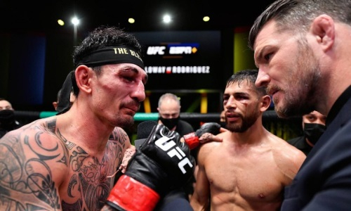 Макс Холлоуэй вернулся в октагон и одержал победу в ярком бою UFC. Видео