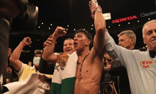 «Пришло время». Непобежденный мексиканец намерен забрать титул чемпиона мира в весе Головкина