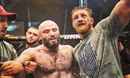 «Дальше будет ещё интереснее». Исмаилов заинтриговал болельщиков после поражения от Минеева