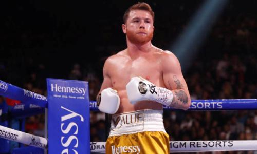 «Канело» удивил выбором места его исторического боя. Он пошел по стопам Мухаммеда Али