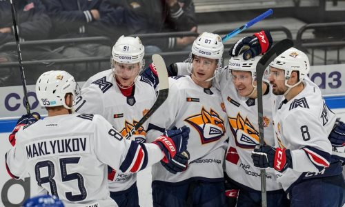 Хоккеист сборной Казахстана оформил ассист и помог лидеру Востока КХЛ разгромить соперника